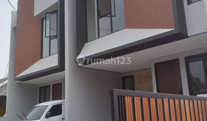 Rumah 2 Lantai Siap Huni Cipayung Jakarta Timur 2