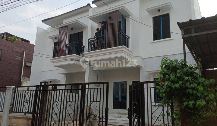 Rumah 2 Lantai Siap Huni Kalisari Jakarta Timur 1