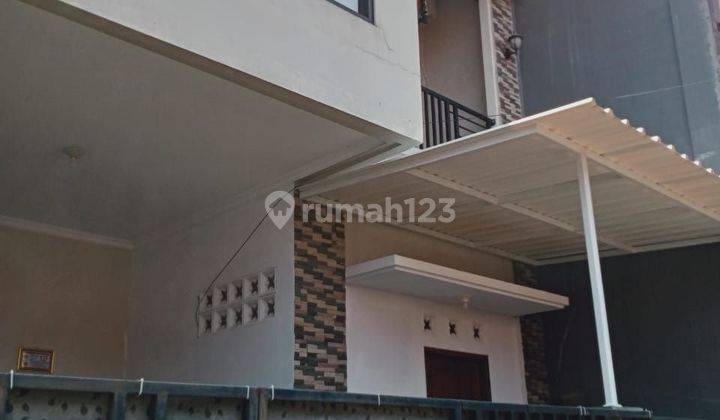 R Rumah 2 Lantai Kalisari Jakarta Timur 2