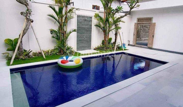 Brand New Villa 4 Bedrooms in Kerobokan  Unfurnishead 2