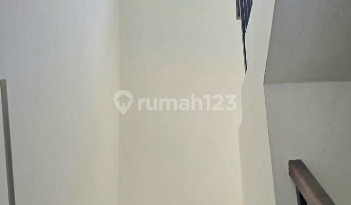 Rumah 2 Lantai Rapi Terawat Unit Langka di Anantha Avani BSD 2