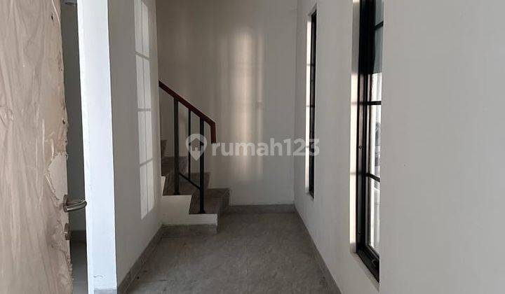 Rumah Double Decker Lavon 2 Cluster Montana Lavon 2 2