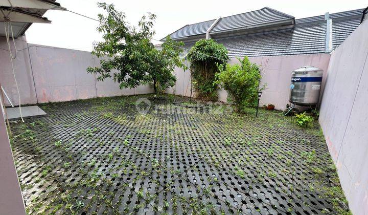 Rumah Cantik 2 Lantai di Suvarna Sutera Cluster Andara 2