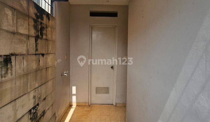 Rumah 1 Lt Semi Furnished Rapi Siap Huni di Fedora 2