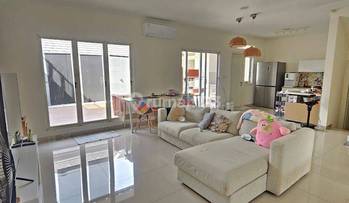 Jual cepat Rumah 2 lt Terawat Siap huni di Andara Suvarna 1
