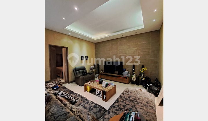 Rumah 2 Lantai Bagus Semi Furnish di Nusaloka Bsd City