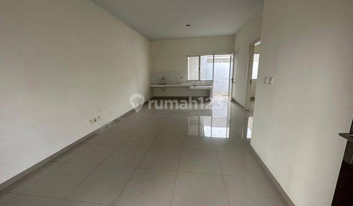 Jual Cepat Rumah 1 Lt Terawat Siap Huni di Suvarna Sutera 2