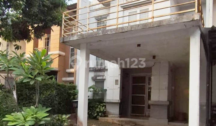 Nice House in the Vineyard Cluster at The Green BSD, South Tangerang