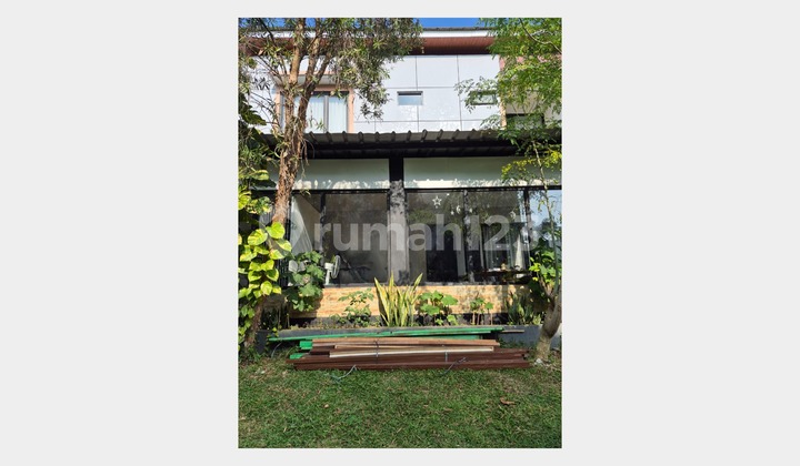 Disewakan Rumah Cantik Full Furnish di Alam Signature Suvarna Sutera, Tangerang 1