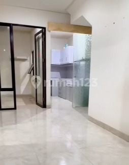 Rumah Cantik di Lavon Swancity Cluster Enchanta Cikupa, Tangerang 2