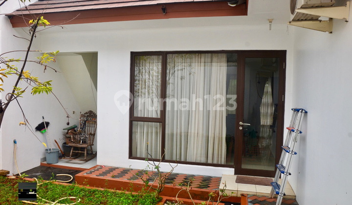 Rumah Tinggal Icon Eternity, Bsd, Tangerang