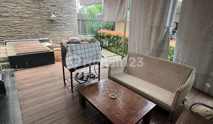 Rumah Cantik Ada Area Kolam dan Teras di Delatinos -Bsd City 2