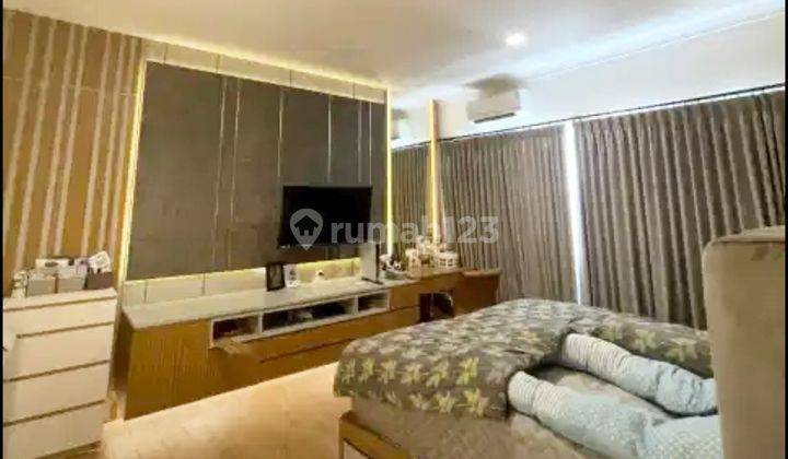 Rumah 2 Lt Furnished Cantik Siap Huni di Suvarna Alam 2