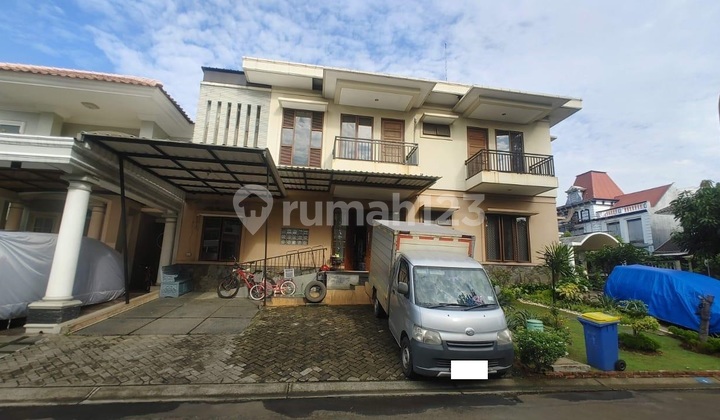 2-Story Hook House, Neat, Ready to Occupy in Versailles Residence BSD