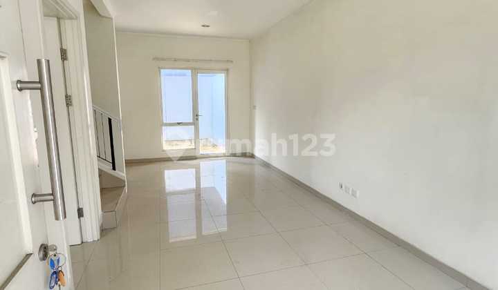 For Rent House in Suvarna Sutera Cluster Bahana, Tangerang