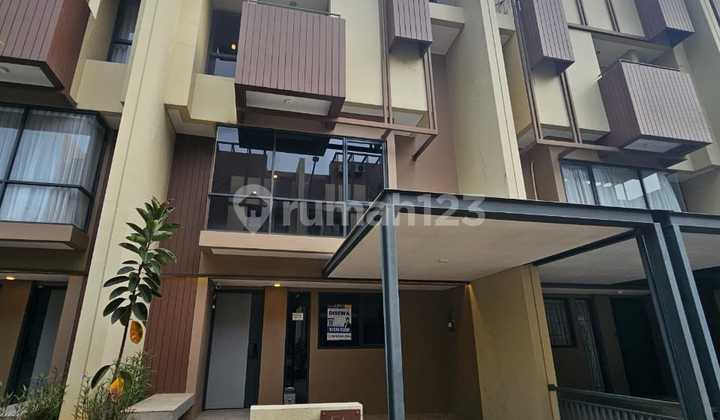 Dijual Cepat BU Sekali Rumah Furnished di Tabebuya Impresssahaus BSD City, Tangerang Dijual Cepat BU Sekali Rumah Furnished di Tabebuya Impresssahaus BSD City, Tangerang