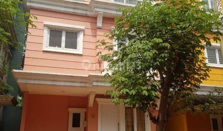 Rumah 2 Lt Terawat Plus 1 Unit Ac di Omaha Gading Serpong 1