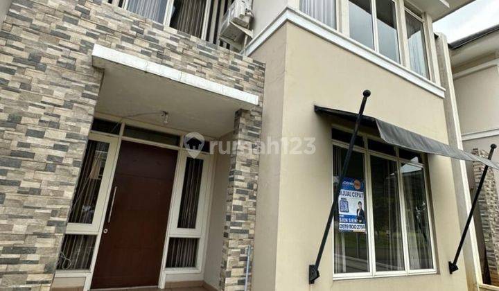 Rumah 2 Lt Rapi Plus Ac Siap Huni di Helios Suvarna 2