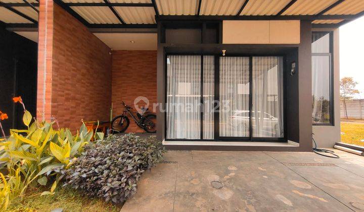 Rumah 2 Lt Rapi Furnished Siap Huni di Flavio Suvarna Sari 2