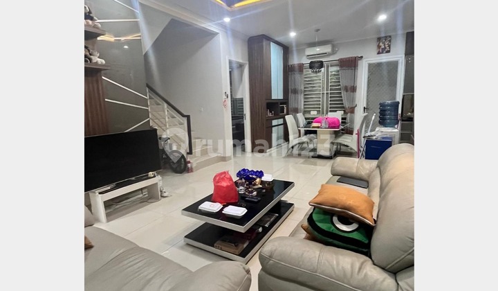 Rumah 2 Lantai Full Furnished di The Avani BSD, Tangerang Selatan Rumah 2 Lantai Full Furnished di The Avani BSD, Tangerang Selatan