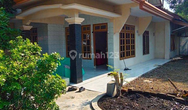 Di jual/disewakan rumah Cicenang dekat bunderan tonjong 1