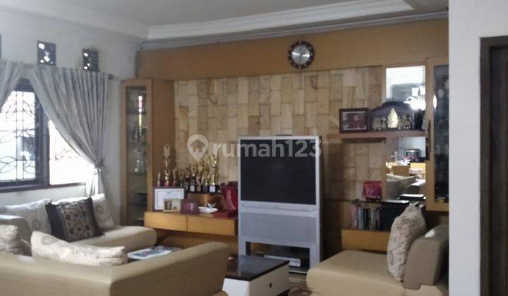 Dijual Rumah Cantik di Tengah Kota Majalengka 2