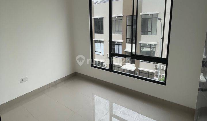 [Sewa] Green Royal Condo House Lantai 3  2