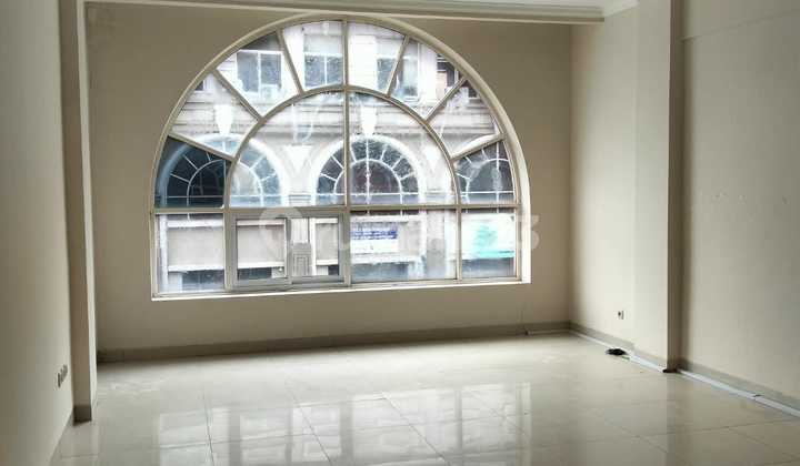 Ruko Crown 3,5 Lantai Siap Pakai Lokasi Strategis