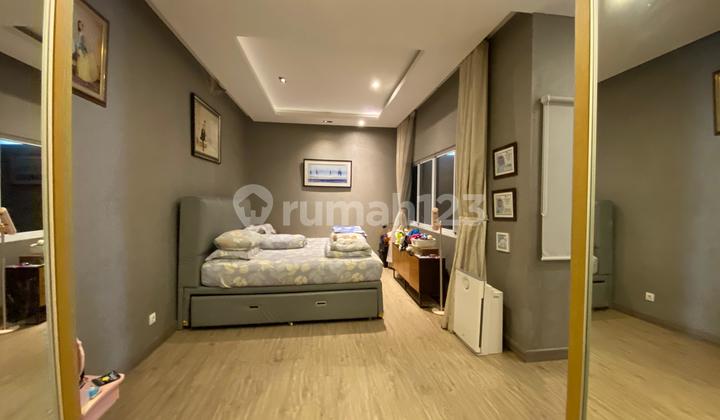 Rumah Hoek Bagus Riviera Metland Puri Siap Huni Lokasi Strategis