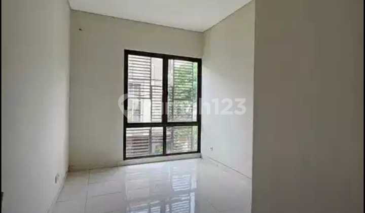Whelford Cluster House in BSD, Ready to Occupy, Safe and Comfortable. 2