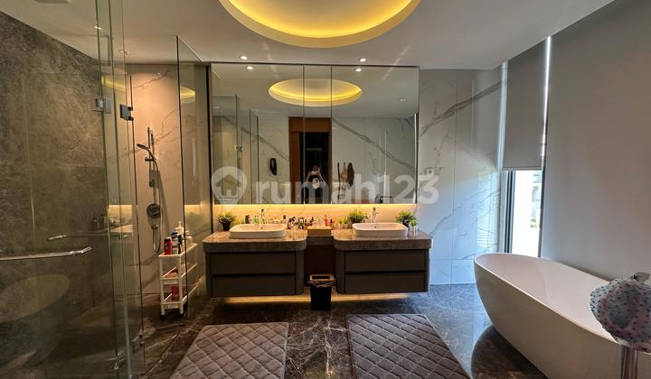 Rumah Bagus Banget Lyndon BSD Siap Huni Lokasi Strategis