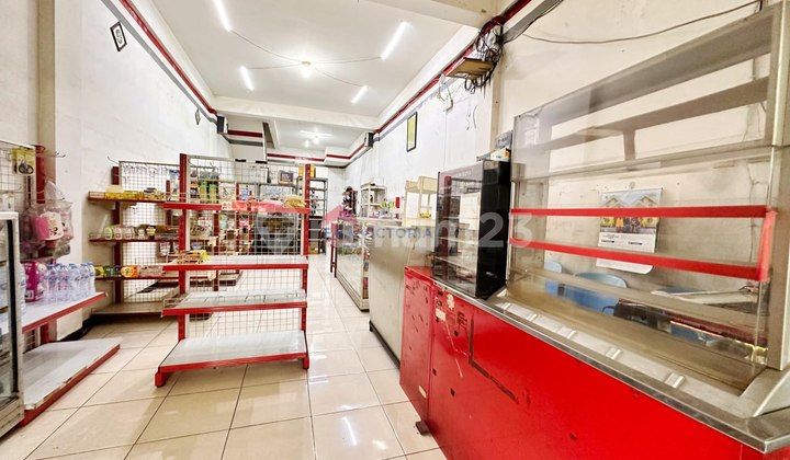 Ruko Prime Location in Campus Area ITN, UIN, UB. Ruko Prime Location in Campus Area ITN, UIN, UB.