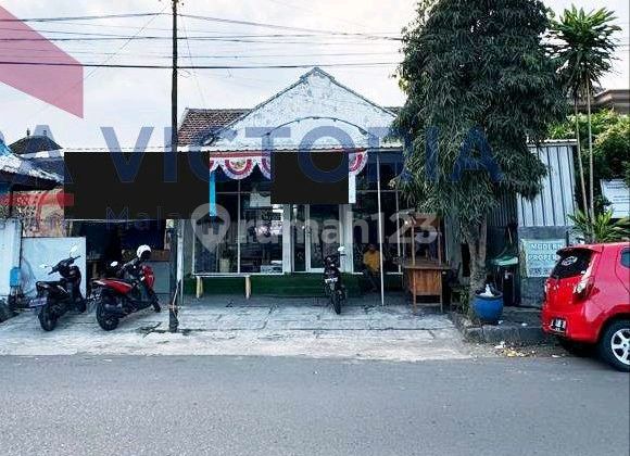 Rumah Pinggir Jalan Ramai Cocok Untuk Klinik, Resto, Usaha Apapun Rumah Pinggir Jalan Ramai Cocok Untuk Klinik, Resto, Usaha Apapun