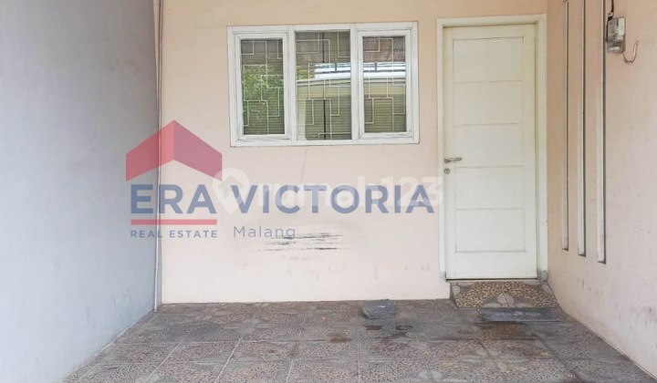 House for Sale in Sulfat Area, Easy Access to City Center, Airport, Toll Exit 2