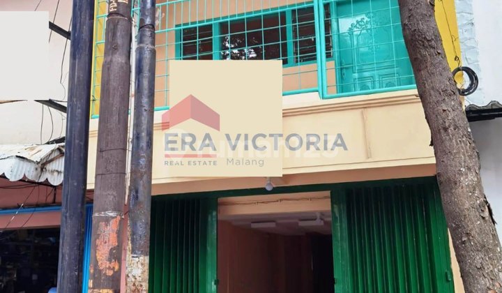 Ruko 3 Lantai Pinggir Jalan Kawasan Ramai Bisnis Cocok Untuk Segala Bisnis Ruko 3 Lantai Pinggir Jalan Kawasan Ramai Bisnis Cocok Untuk Segala Bisnis