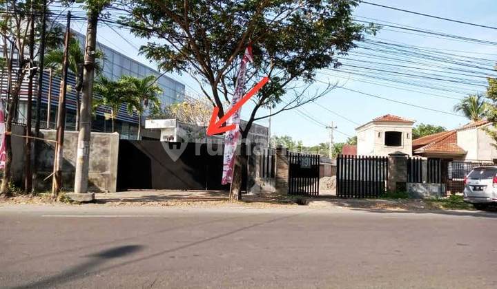 Strategic Warehouse on Jember Main Road, Near Building Depot, Transmart, Truck Access. Strategic Warehouse on Jember Main Road, Near Building Depot, Transmart, Truck Access.