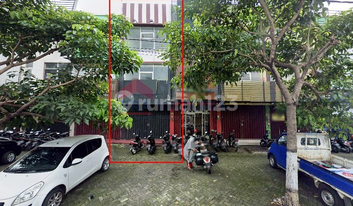 Disewakan Area Lowokwaru Ruko Grand Soekarno Hatta, Lokasi Strategis, Ada Ruangan Basement. Disewakan Area Lowokwaru Ruko Grand Soekarno Hatta, Lokasi Strategis, Ada Ruangan Basement.