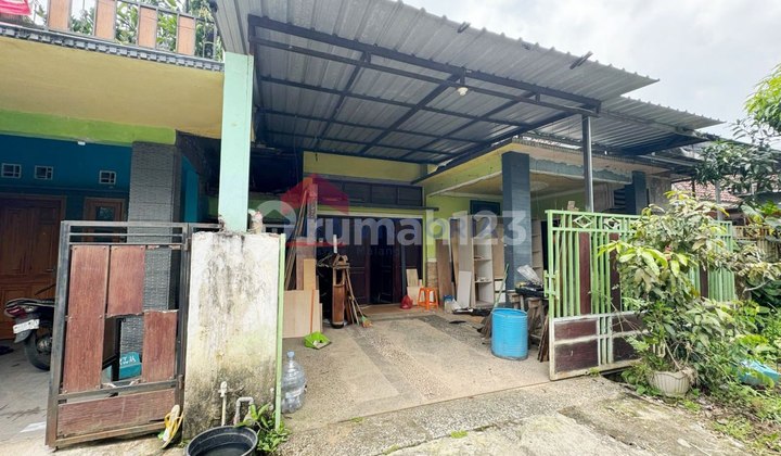 Rumah Shm Bagus Lokasi Nyaman Dan Sejuk Semi Furnish  1
