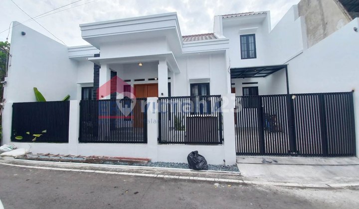 Dijual Rumah Area Blimbing Dalam Cluster Kawasan Letjen S Parman, Dekat Hartono Elektronik, Hotel Atria dan Superindo. 2