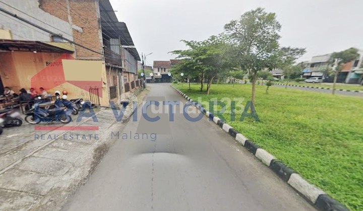 For Sale: Shop House in Sawojajar Area, Near Toll Exit, Culinary Spots, Wisnuwardhana Campus, SMKN 6. 2