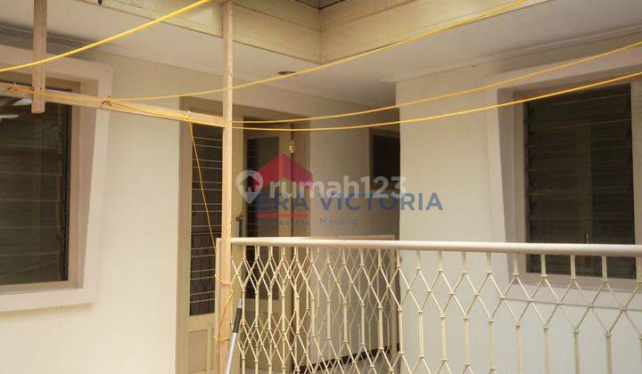 Rumah 2 Lantai Shm Cocok Untuk Kantor Maupun Hunian Lokasi Strategis 2