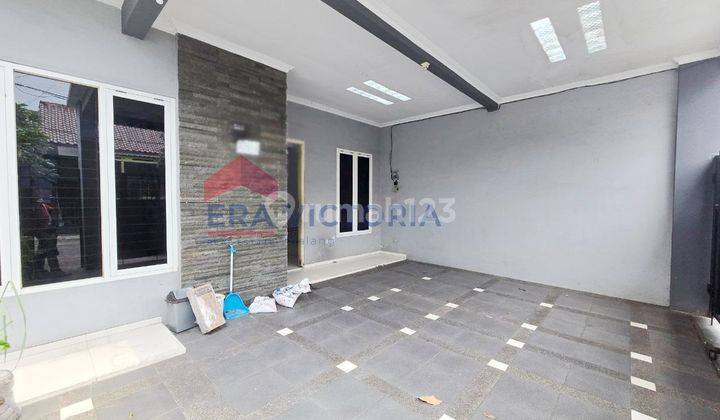 Disewakan Rumah Semi Furnish Lingkungan Tenang Dan Nyaman  1