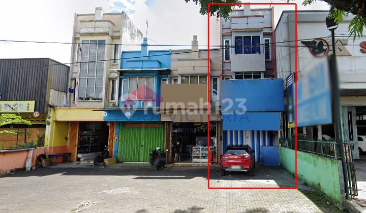 Ruko 3 Lantai Area Blimbing, Kawasan Ramai, Dekat Jalan Ciliwung dan Sulfat, Cocok untuk Segala Usaha. Ruko 3 Lantai Area Blimbing, Kawasan Ramai, Dekat Jalan Ciliwung dan Sulfat, Cocok untuk Segala Usaha.