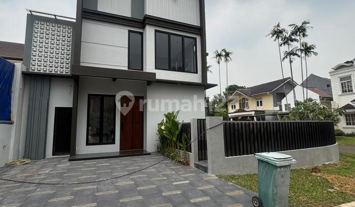 Luxury Furnished House with Private Pool Bromo Garden Lippo Karawaci Luxury Furnished House with Private Pool Bromo Garden Lippo Karawaci