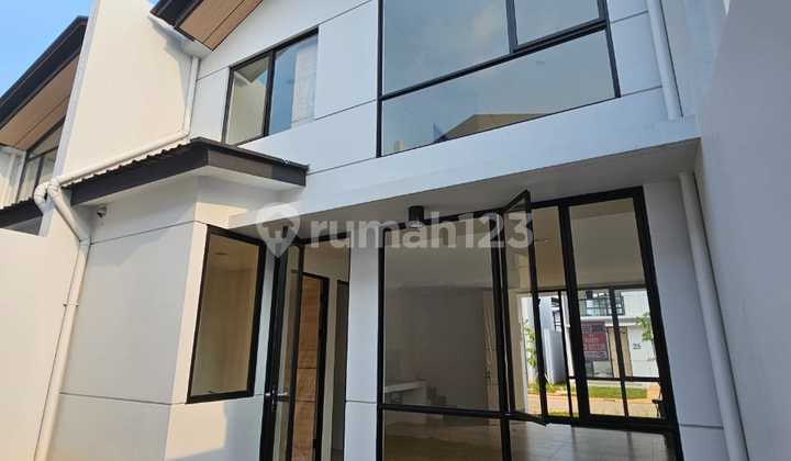 For Rent: 2-Story Neat and Ready-to-Occupy House in Cendana Icon Cluster 2