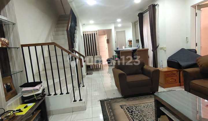 2-Story Furnished House in Rolling Hill, Central Lippo Karawaci