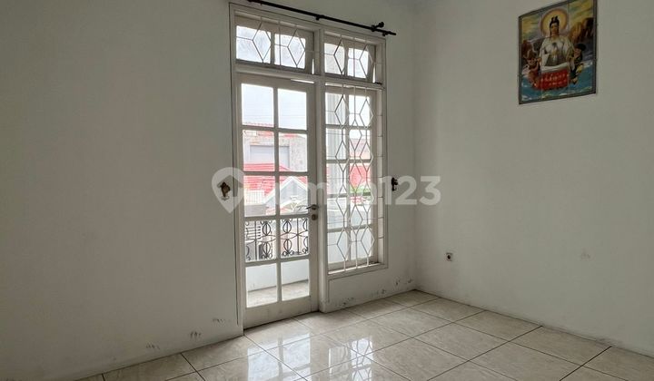 Nice 2-Story House in Italy Cluster Banjar Wijaya Ready to Occupy 2