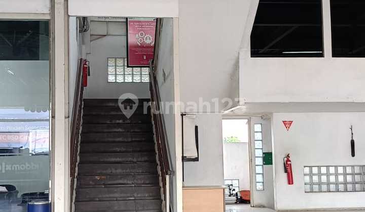 Land and Building Ex Showroom 900m2 on Jalan Raya Serpong