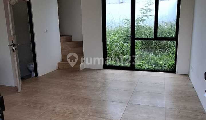 Rumah Bagus Hunian Nyaman di Cluster Cendana Cove Lippo Karawaci. Rumah Bagus Hunian Nyaman di Cluster Cendana Cove Lippo Karawaci.