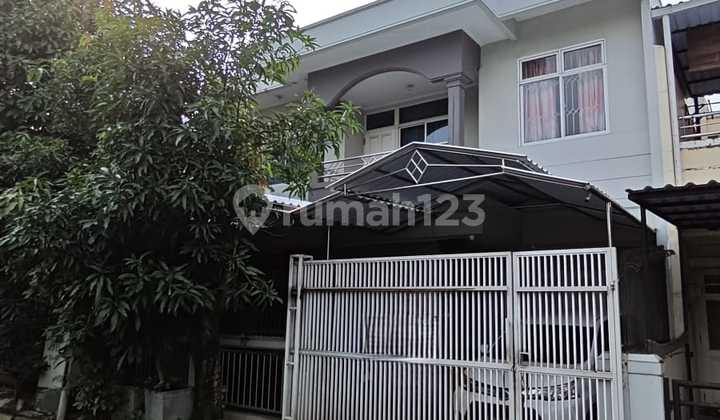 Dijual Rumah Luas 2 Lantai Semi Furnished 6 Kamar di Modernland Dijual Rumah Luas 2 Lantai Semi Furnished 6 Kamar di Modernland